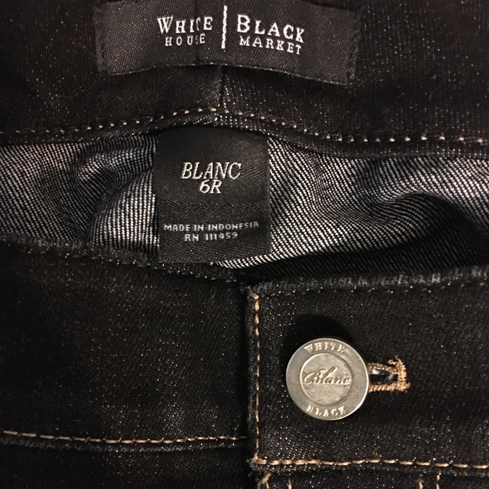 White House black market 👖